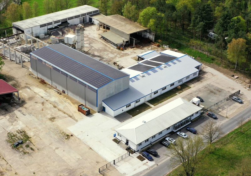 Fertigteilwerk an der Niederlassung Industrie- und Fertigteilbau in Hitzacker (Elbe) Fertigteilwerk an der Niederlassung Industrie- und Fertigteilbau in Hitzacker (Elbe)